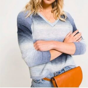 Rag Poets Blue Gradient Stripe Capri‎ Sweater Medium